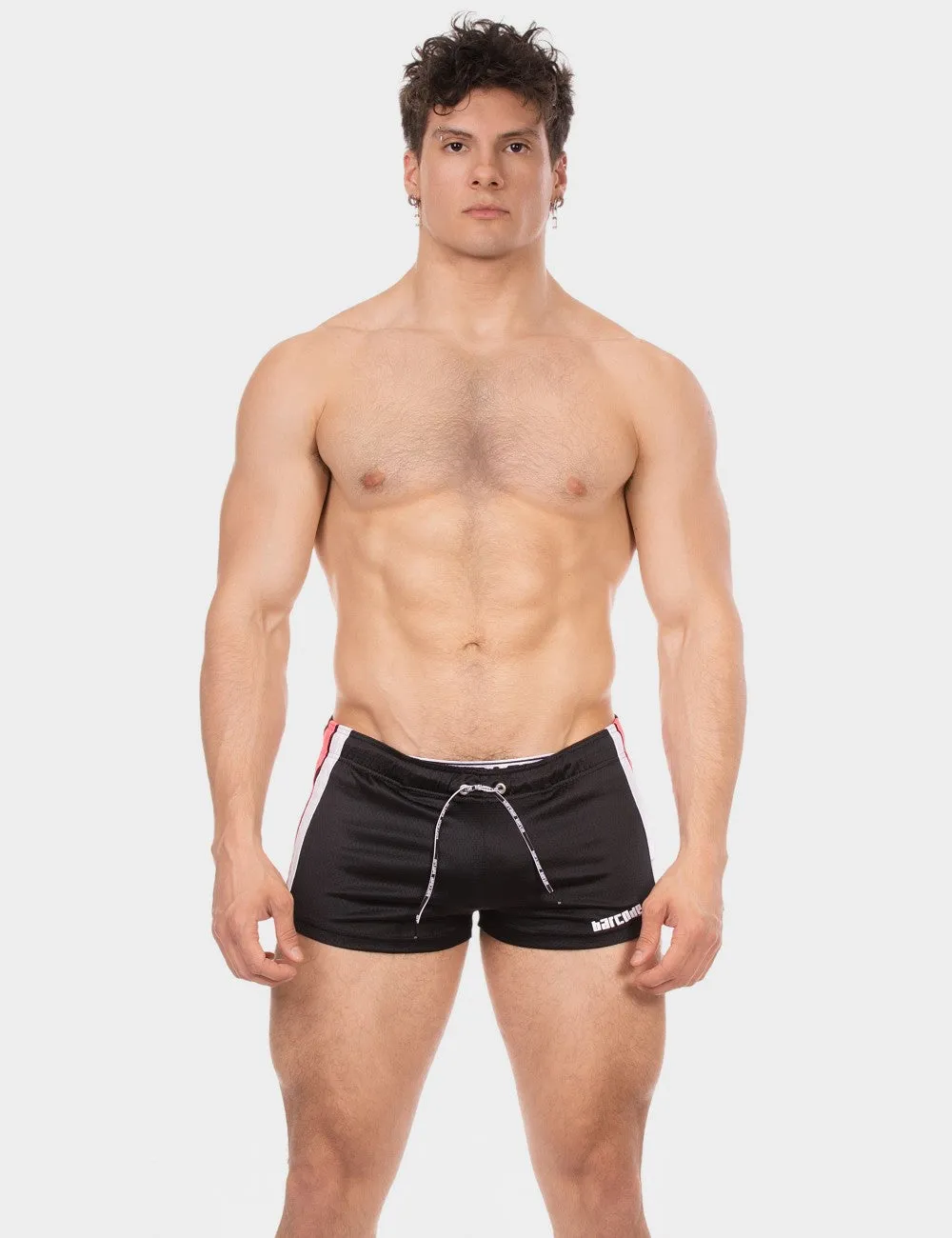Barcode Berlin Timur 2.5" short black/pink