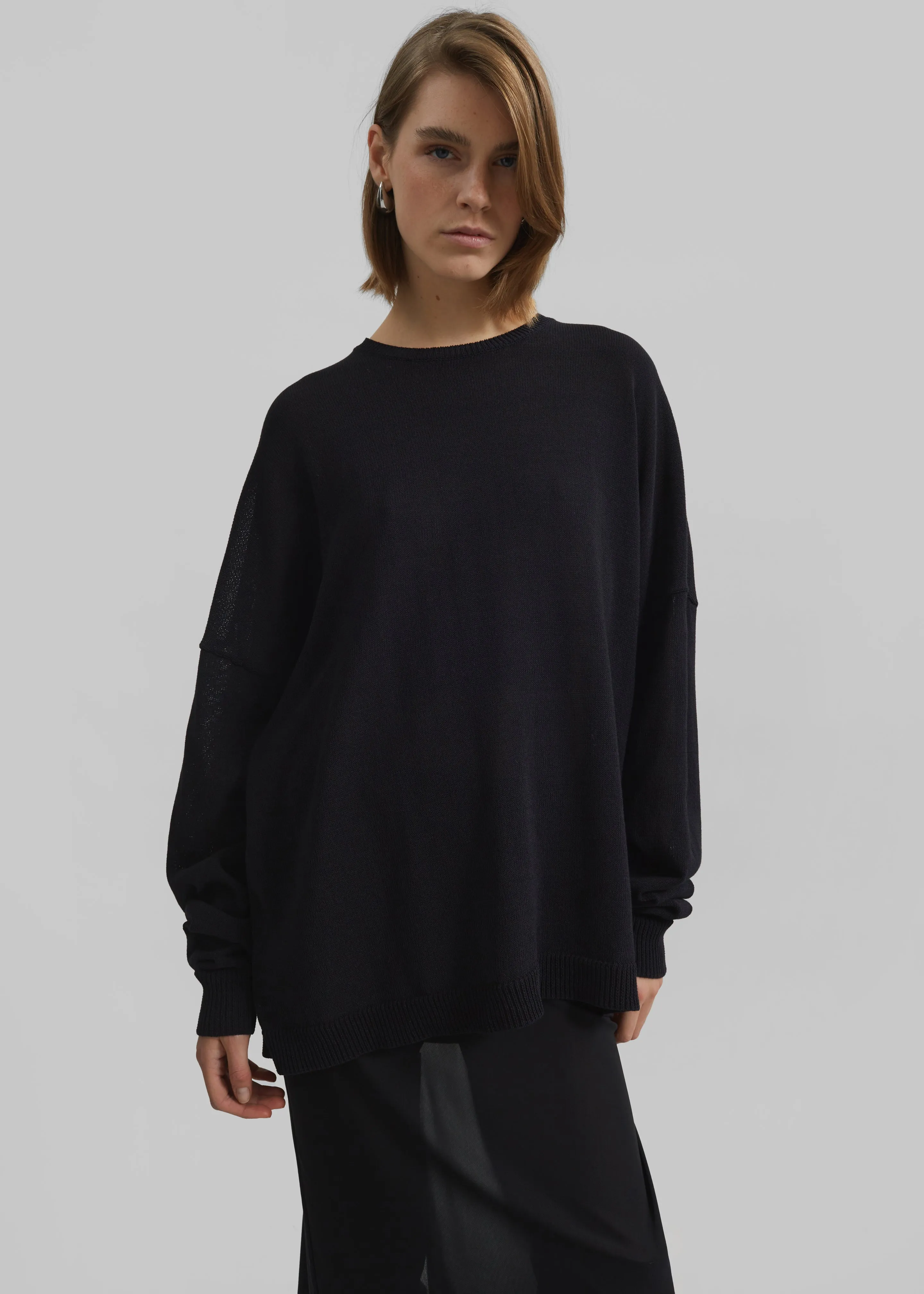 Basel Crew Neck Sweater - Black
