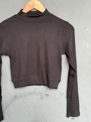 Closed neck full sleeves textured stretchable free size plain blouse / crop top