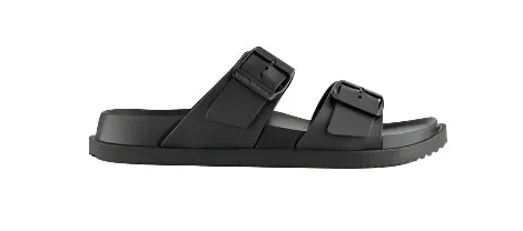 FLAT BLACK SANDALS WITH BUCKLES