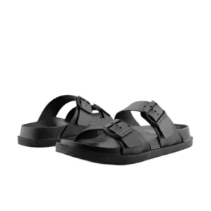 FLAT BLACK SANDALS WITH BUCKLES