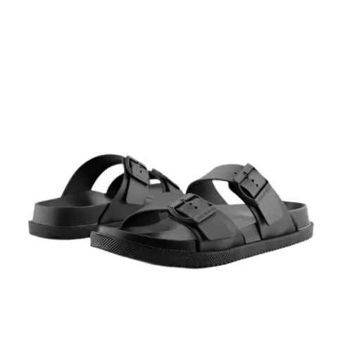 FLAT BLACK SANDALS WITH BUCKLES