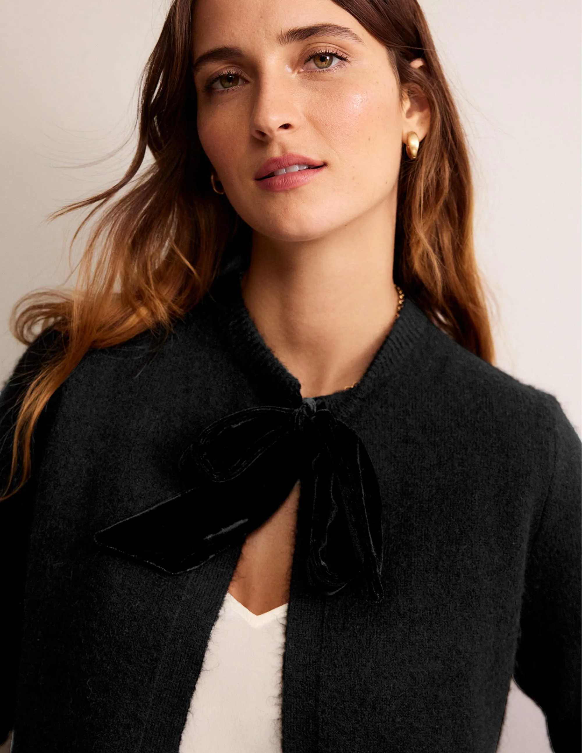 Fluffy Bow Cardigan-Black