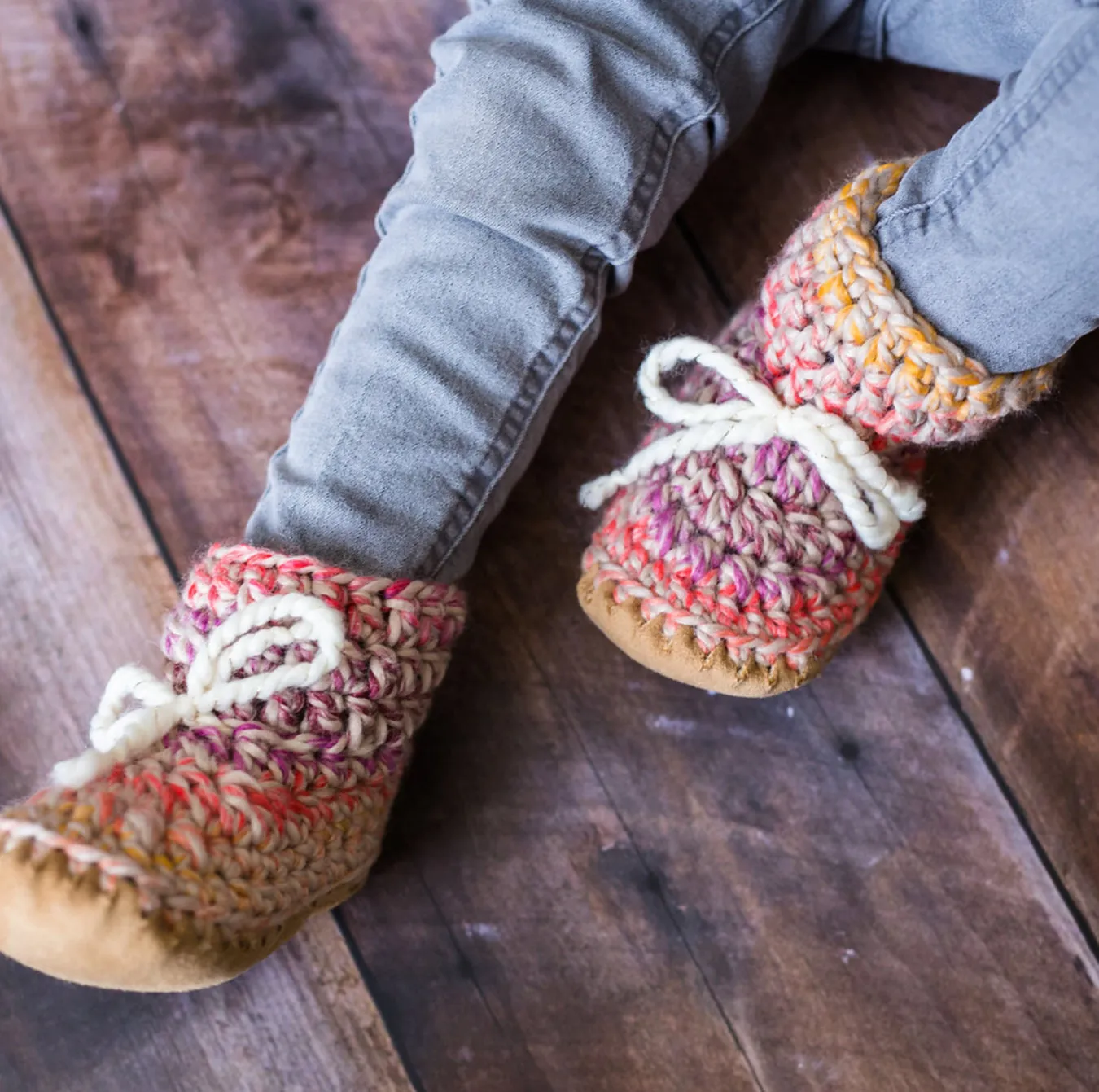 Huddy Buddies Unicorn Knitted Baby Shoes: Sizes 0M to 2Y